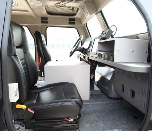 Vehicle interior arrangement